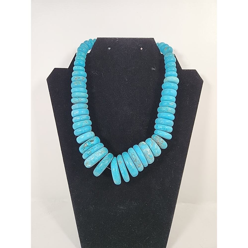 Southwestern Navajo Graduated Turquoise Necklace 18"